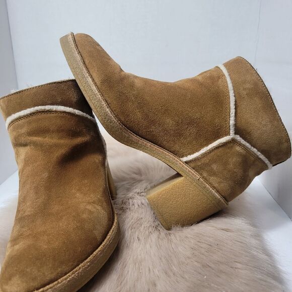 Ugg Australia Women's Kasen II Boots Size 9.5 - Picture 7 of 13